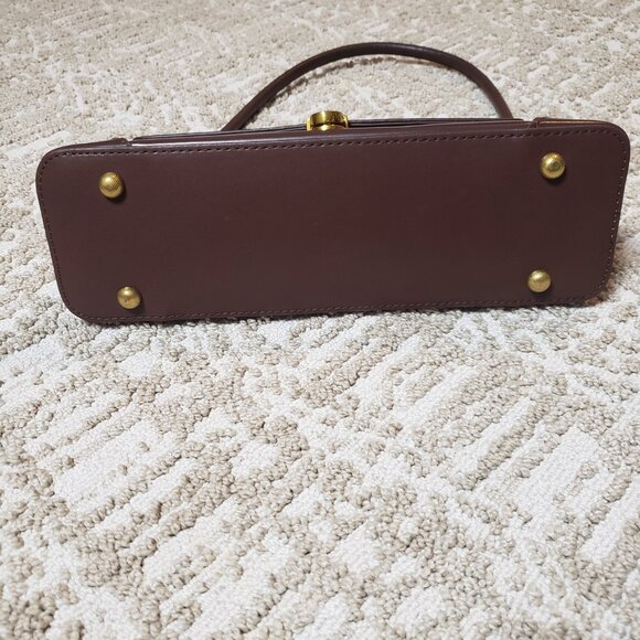 Tomato Potato Baguette Style Shoulder Handbag Brown with Gold Accents 11"x5"x4" - Picture 9 of 14